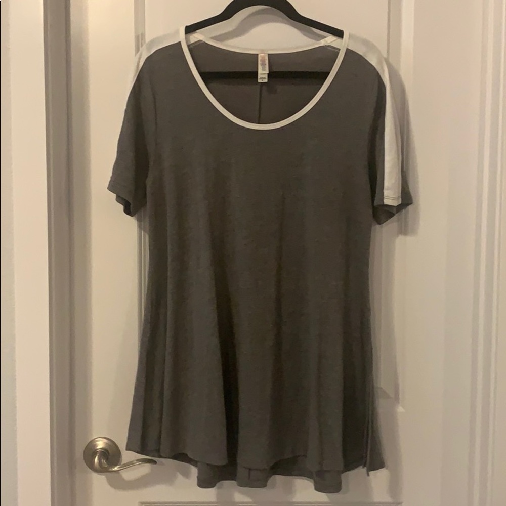 LulaRoe perfect t